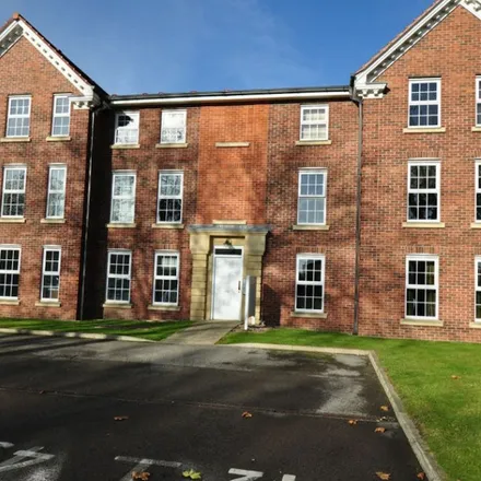 Rent this 2 bed apartment on The Greenway in Hull, HU4 6JJ