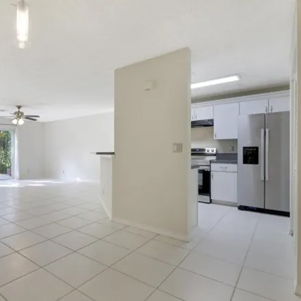Image 3 - 138 Wooden Mill Terrace, Jupiter, FL 33458, USA - Townhouse for sale
