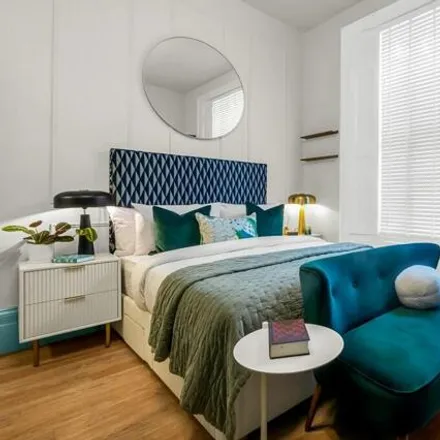 Rent this studio apartment on 2 Eardley Crescent in London, SW5 9UP