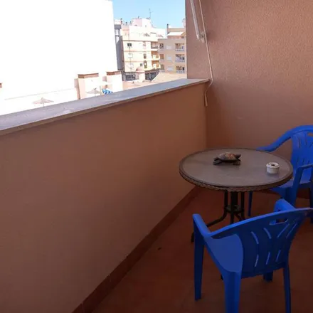 Image 5 - Calle de la Paz, 03181 Torrevieja, Spain - Apartment for rent