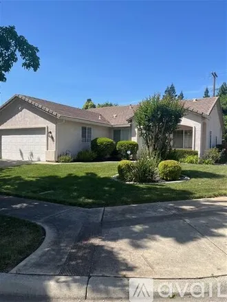 Rent this 3 bed house on 1007 Mariposa Dr