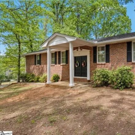 Buy this 4 bed house on 103 Sycamore Drive in Montclair, Mauldin