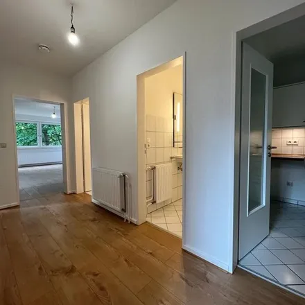 Rent this 3 bed apartment on Beerentaltrift 48b in 21077 Hamburg, Germany