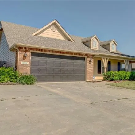 Buy this 3 bed house on 11217 South 275th East Avenue in Coweta, OK 74429