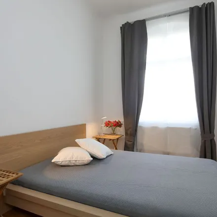 Rent this 2 bed apartment on Markelstraße 4 in 12163 Berlin, Germany