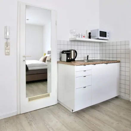 Image 3 - Oxfam, Friesenplatz, 50672 Cologne, Germany - Apartment for rent