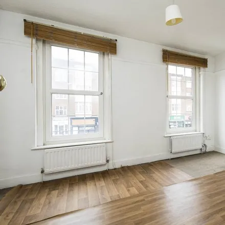 Rent this 3 bed apartment on Blackburn Road in London, NW3 6EY