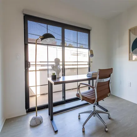 Image 8 - 10740 Missouri Avenue, Los Angeles, CA 90025, USA - Apartment for rent