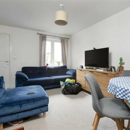 Image 3 - 1 Hatherall Drive, Chippenham, SN15 1FW, United Kingdom - Townhouse for sale