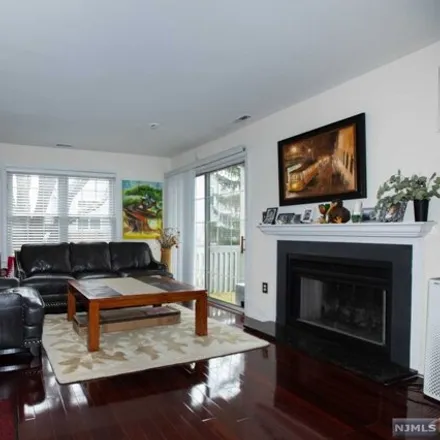 Image 3 - 53 Squire Court, Englewood, NJ 07631, USA - Condo for sale