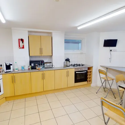 Rent this 1 bed apartment on 189-193a Kirkstall Lane in Leeds, LS6 3EJ