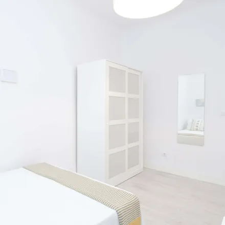 Rent this studio room on Madrid in Iris, Calle del Conde de Romanones