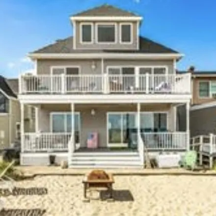 Image 4 - 876 Shirley Street, Winthrop Beach, Winthrop, MA 02152, USA - Condo for sale