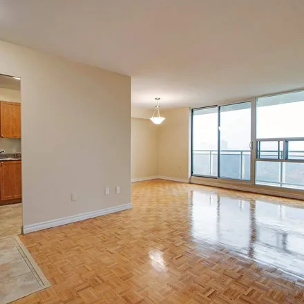Image 3 - 263 Pharmacy Avenue, Toronto, ON M1L 3P1, Canada - Apartment for rent