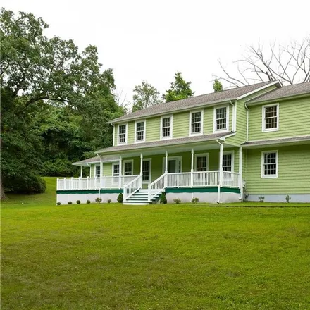 Image 2 - 10 New Bridge Road, New Milford, CT 06776, USA - House for sale