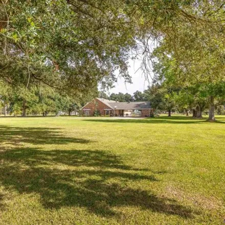 Image 7 - 128 Robichaux Lane, Raceland, Lafourche Parish, LA 70394, USA - House for sale