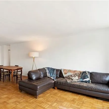 Image 6 - Briar Oaks, New York, NY 10471, USA - Apartment for sale