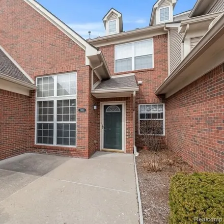 Image 3 - 7774 Marie Drive, Shelby Charter Township, MI 48316, USA - Condo for rent
