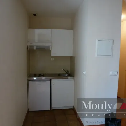 Rent this 1 bed apartment on 476 Promenade Coty in 46000 Cahors, France