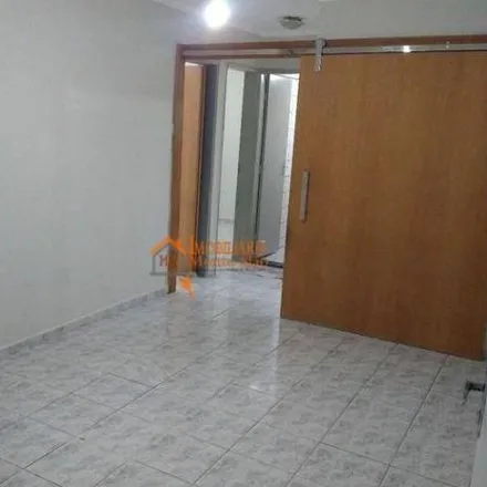 Buy this 2 bed apartment on Rua Jacinto in Presidente Dutra, Guarulhos - SP