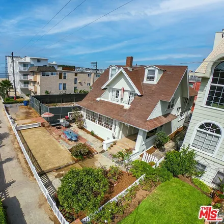 Image 3 - 21 Jib Street, Los Angeles, CA 90292, USA - Townhouse for sale