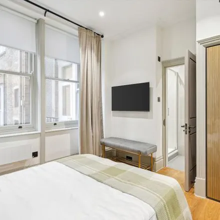 Image 3 - Harry's Dolce Vita, 27-31 Basil Street, London, SW3 1BB, United Kingdom - Apartment for rent