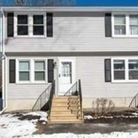 Rent this 3 bed townhouse on 270 Sunderland Road in South Grafton Street, Worcester