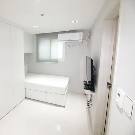 Rent this studio apartment on 138-12 Nonhyeon-dong in Gangnam-gu, Seoul