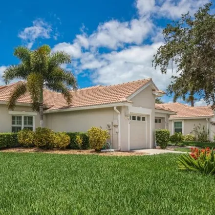 Buy this 2 bed house on 650 Back Nine Dr in Venice, Florida