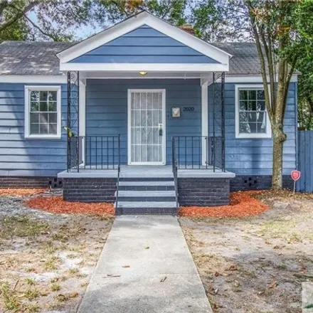 Buy this 2 bed house on 2020 Utah St in Savannah, Georgia