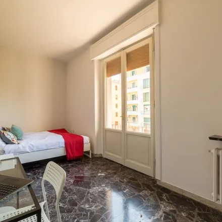 Image 2 - Viale dei Mille 2/F R, 50137 Florence FI, Italy - Room for rent