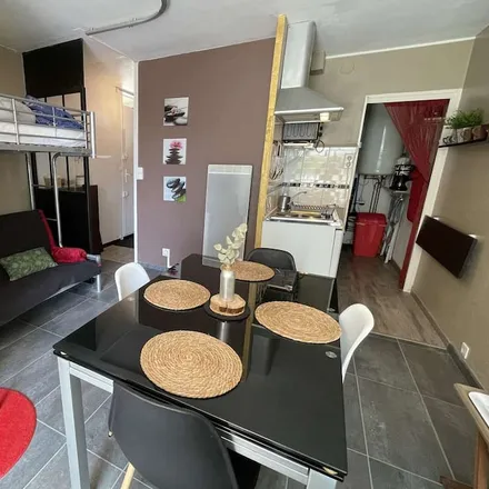 Rent this studio apartment on Saint-Hilaire-de-Riez in Allée de la Gare, 85270 Saint-Hilaire-de-Riez