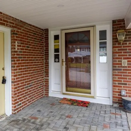 Image 2 - 22 Greenvale Road, Deerwoods, Cherry Hill Township, NJ 08034, USA - House for sale