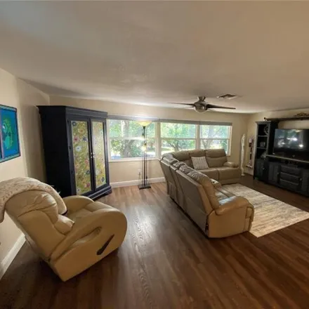 Image 7 - 14886 63rd Street North, South Highpoint, Pinellas County, FL 33760, USA - House for sale