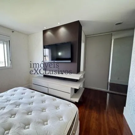 Rent this 3 bed apartment on Rua Coronel Pedro Scherer Sobrinho 151 in Cristo Rei, Curitiba - PR