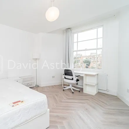 Image 3 - 8 Agar Grove, London, NW1 9TB, United Kingdom - Apartment for rent