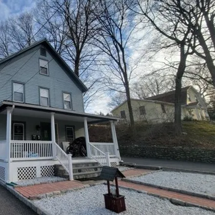 Rent this 3 bed house on 32 Milwaukee Avenue in Bethel, CT 06801