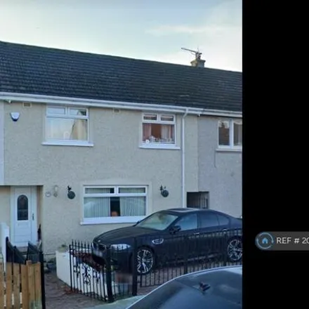 Rent this 3 bed townhouse on Woodhall Place in Coatbridge, ML5 5DA