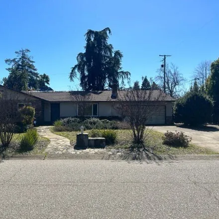 Buy this 3 bed house on 661 Joaquin Avenue in Redding, CA 96002
