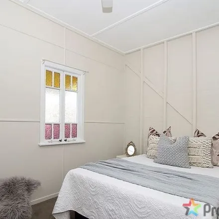 Rent this 3 bed apartment on Harvey Street in Churchill QLD 4305, Australia