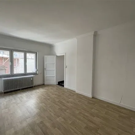 Image 9 - Rue Leon Troclet 6, 4000 Liège, Belgium - Apartment for rent