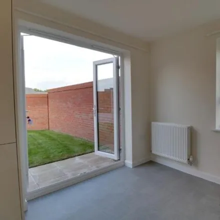 Image 4 - Redwing Street, Winsford, CW7 4FF, United Kingdom - House for rent