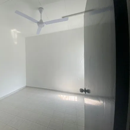 Rent this 4 bed apartment on 10 Lorong Az Zaharah 10/6 in Seksyen 10, 42300 Bandar Puncak Alam