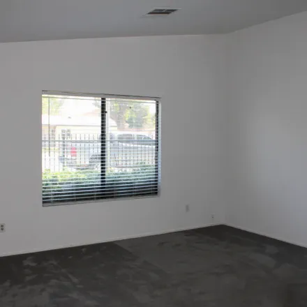 Image 7 - unnamed road, Lancaster, CA 93536, USA - Townhouse for rent