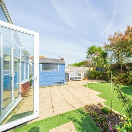 Image 7 - Tiger Moth Close, Lee-on-the-Solent, PO13 8FU, United Kingdom - House for sale