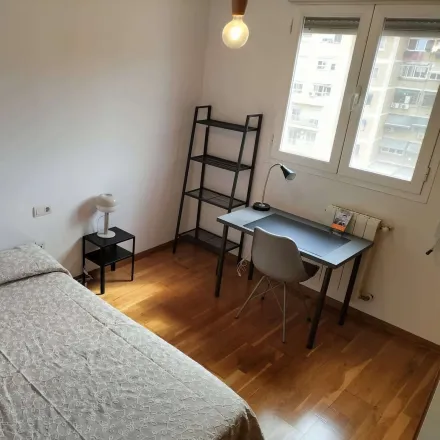 Rent this studio room on The Book in Carrer d'Antoni Suárez, 46021 Valencia