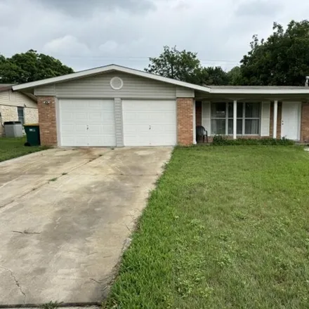 Image 1 - 289 East Langley Boulevard, Universal City, Bexar County, TX 78148, USA - House for sale