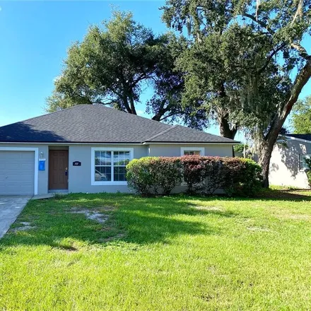 Buy this 3 bed house on 707 Scenic Street in Leesburg, FL 34748