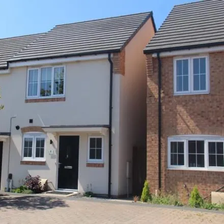 Rent this 2 bed townhouse on North Street in Doncaster, DN4 5FJ