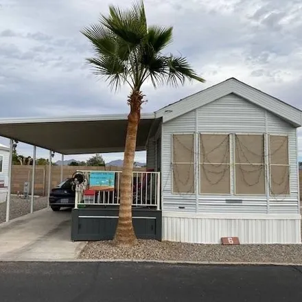 Buy this studio apartment on Las Quintas Oasis RV Resort in 10422 North Frontage Road, Fortuna Foothills